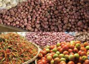 Harga Bawang Merah dan Bawang Putih di Pasar Karombasan Manado Hari Ini