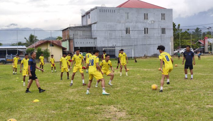 Tim Persma Manado Jajal Lapangan Sinindian Kota Kotamobagu