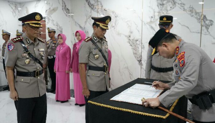 Rotasi Jabatan di Polda Sulut, Kombes Pol Medyanta Jabat Dirlantas Baru