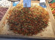 Harga Bawang Merah di Pasar Jengki Manado Hari Ini