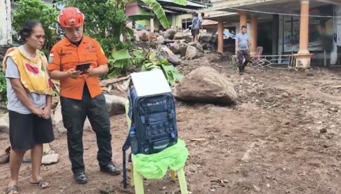Basarnas Sulut Berikan Layanan Starlink Gratis untuk Warga Siau yang Terdampak Bencana