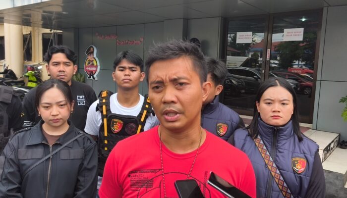 Polda Sulut Ungkap Kasus Pencurian dan Penggelapan Mobil, Terduga Pelaku Diamankan