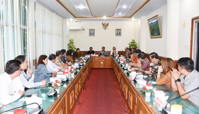 Plt Rektor Unsrat Jamaluddin Jompa Tegaskan Tujuh Prioritas, Pastikan Layanan Akademik dan Stabilitas Kampus Tetap Terjaga